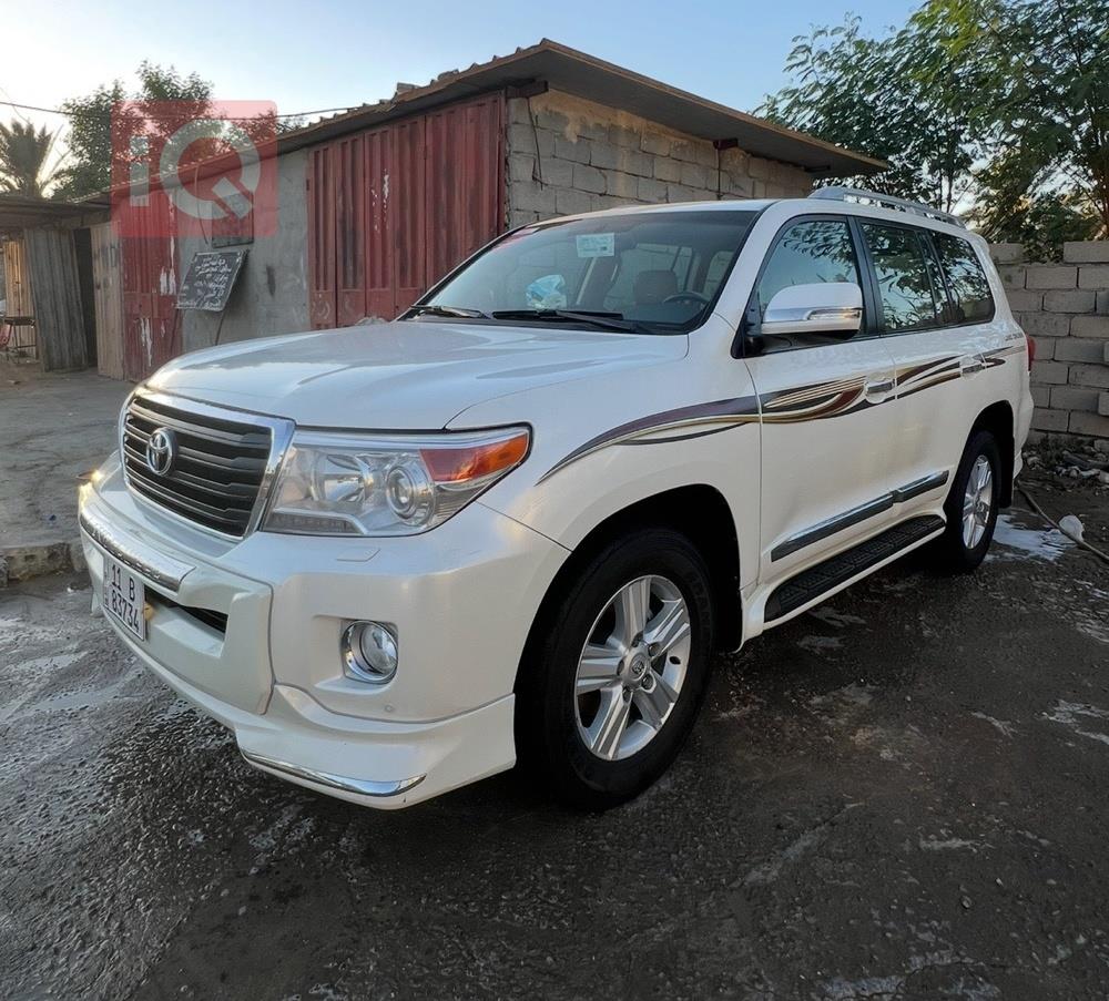 تويوتا لاندكروزر